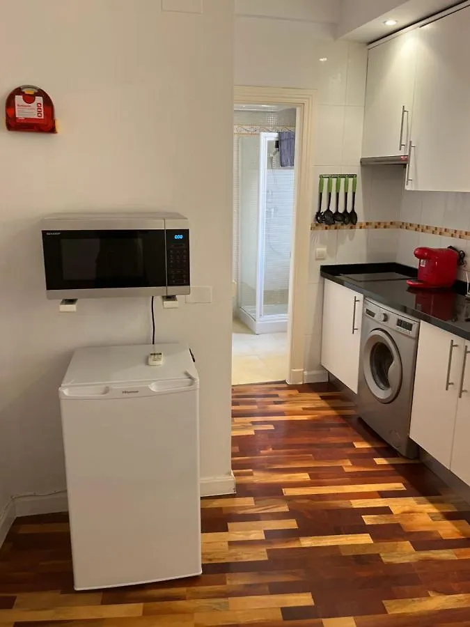 Cozy Dorine Malaga Centro Apartment 0*,